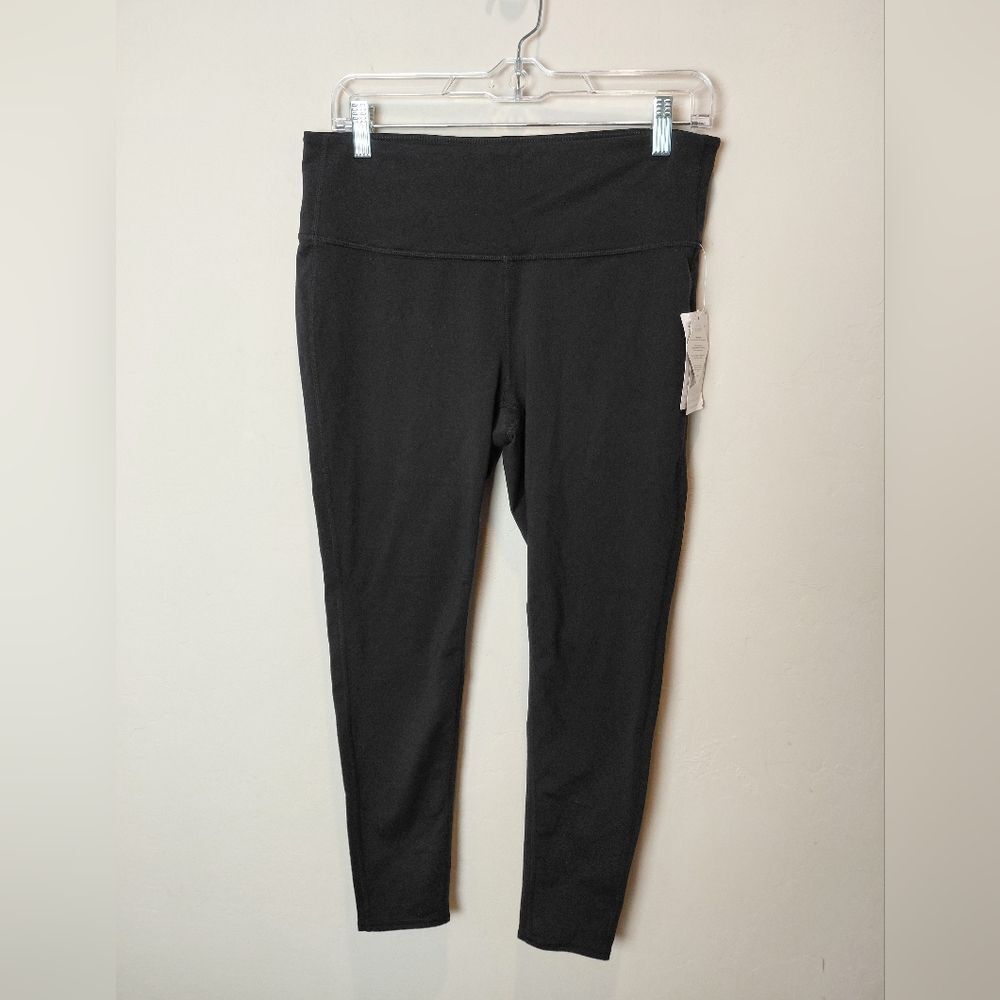 Athleta Large Petite Black Chaturanga Tight NWT With Marked Tag Final Sale.
